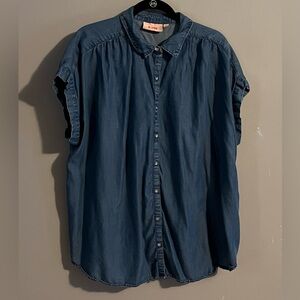 $5💙Bundled EVRI Chambray Shirt Size 3X